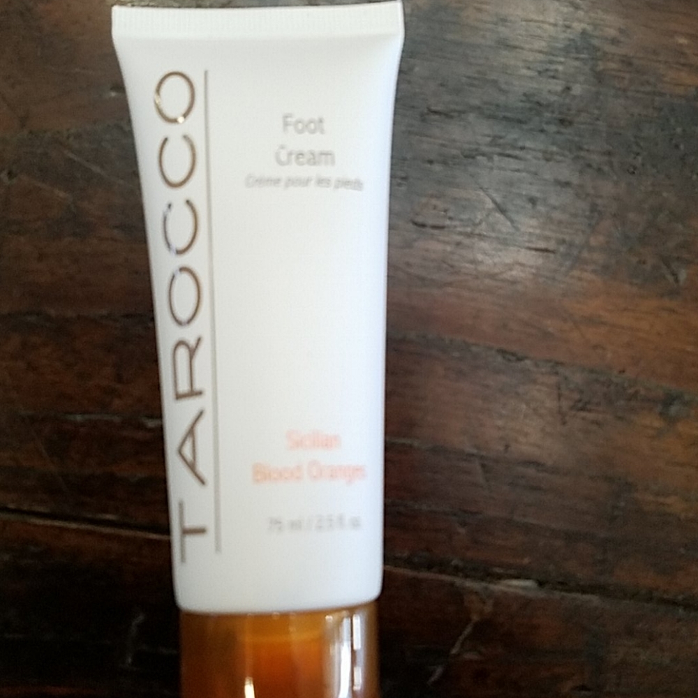 New Cali Cosmetics Foot Cream in Tarocco